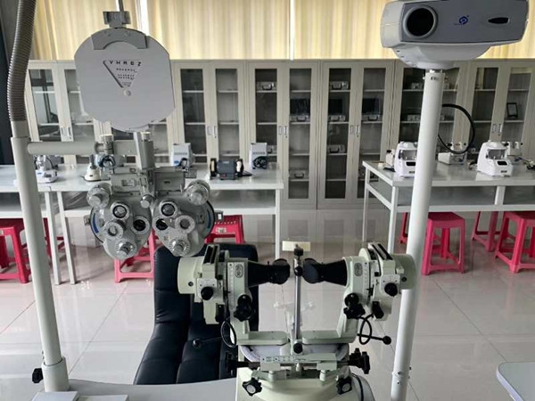 ʯׯʹʿѧУӹ侵רҵ